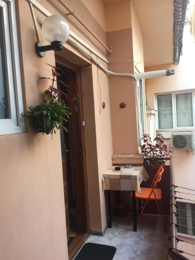 Studio Amzei Bucharest Luaran gambar