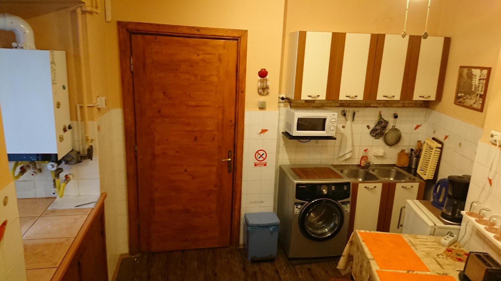 Studio Amzei Bucharest Luaran gambar
